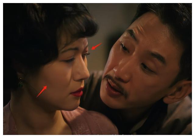 央视抗战剧：秦海璐戏剧脸五大女主自然与硅胶脸对比明显(图6)