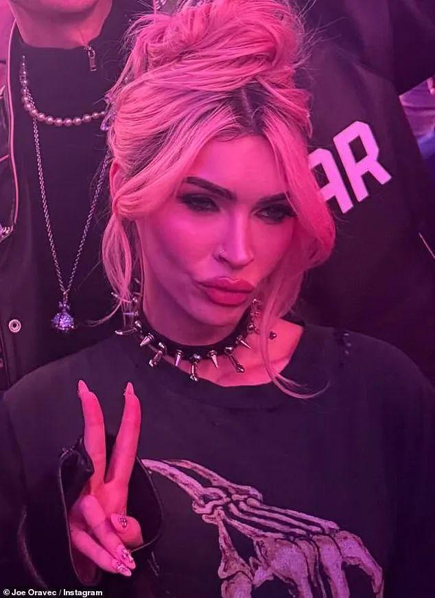梅根福克斯的脸整得面目全非网友吐槽：性感女神变成网红硅胶脸(图2)