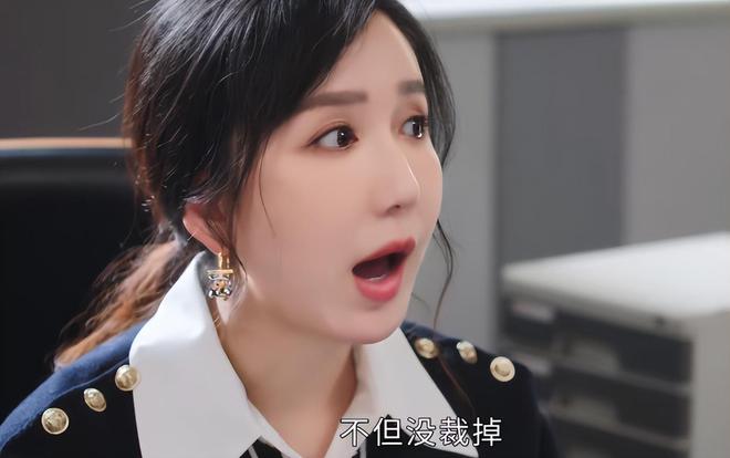 当“硅胶脸”混进职场剧撞上天然脸演员简直是降维打击(图13)