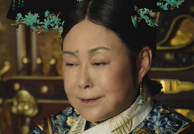 “硅胶脸”又来祸害历史剧？连斯琴高娃都翻车3大女主全成败笔(图12)