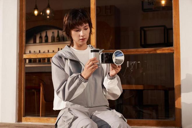 60W的RGB色彩口袋灯？智云功率王X60RGB上手评测(图2)