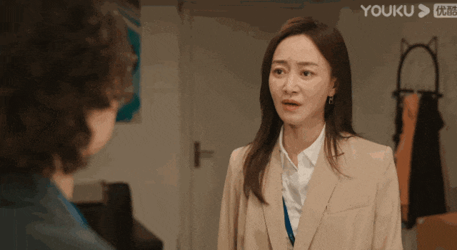 一人毁整部剧！当硅胶脸混入医疗剧连靳东、郑晓龙也救不了(图3)