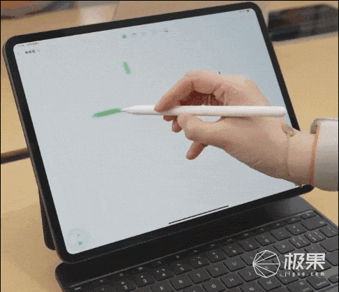 全新iPadPro线芯片强到离谱会震的Applepencil很上头(图19)