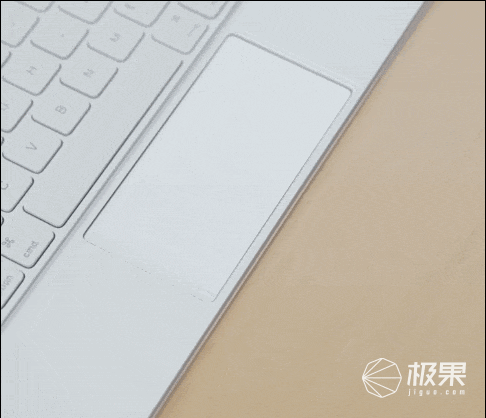 全新iPadPro线芯片强到离谱会震的Applepencil很上头(图18)
