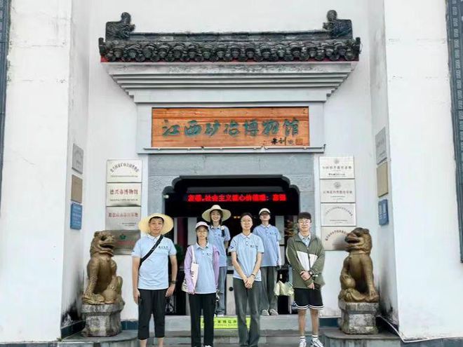 南昌大学化学化工学院：多彩青春绽风华(图5)