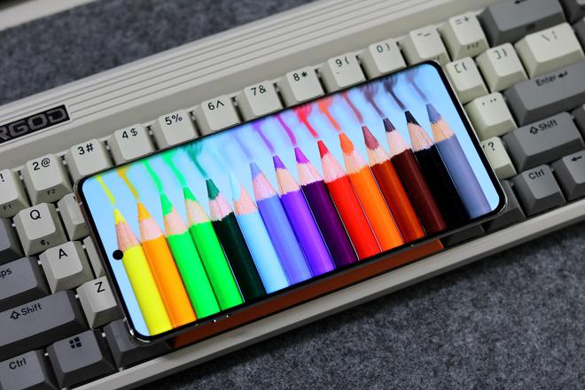 一加Ace3Pro手机开箱4K价位段值得买吗？说一说我的真实看法(图9)