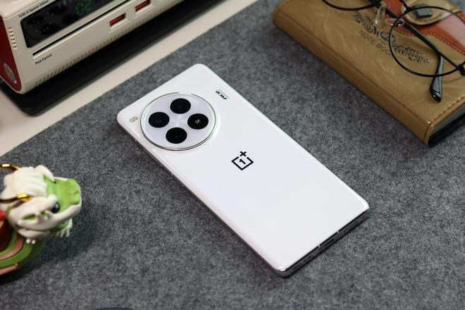一加Ace3Pro手机开箱4K价位段值得买吗？说一说我的真实看法(图16)
