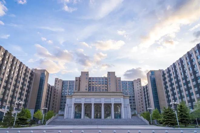 熊猫体育平台：华北电力大学有什么王牌专业？时代所需发展助力(图2)