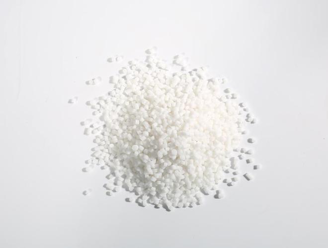 江苏中塑TPE儿童餐具手柄包胶上的TPE材料有哪些优势？(图1)