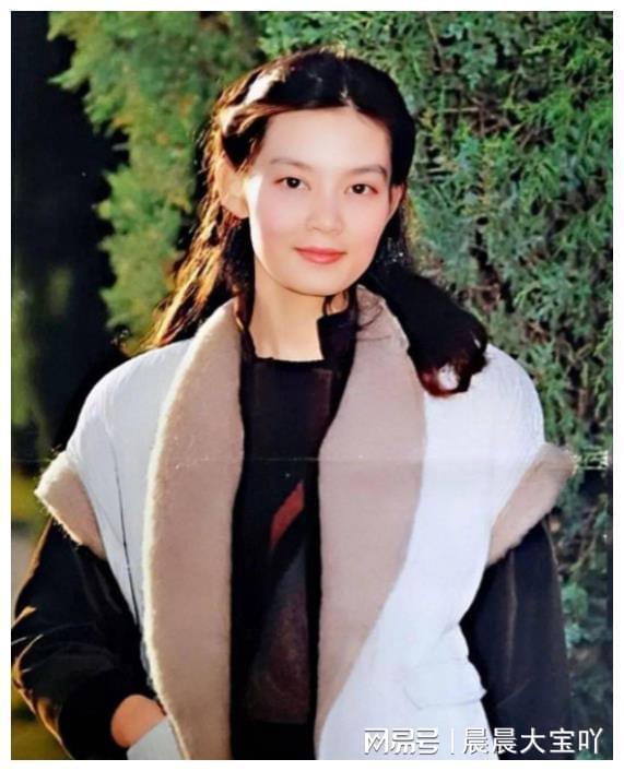 年过60岁无儿无女的4位女星年轻时个个长相倾国倾城(图8)