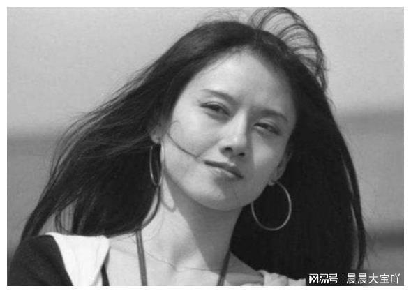年过60岁无儿无女的4位女星年轻时个个长相倾国倾城(图13)
