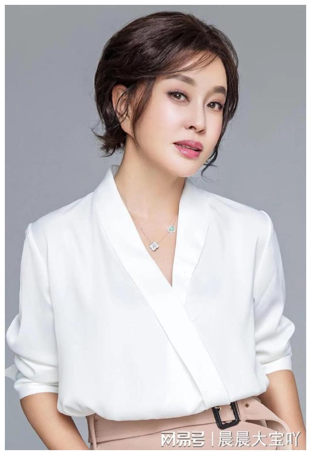 年过60岁无儿无女的4位女星年轻时个个长相倾国倾城(图27)