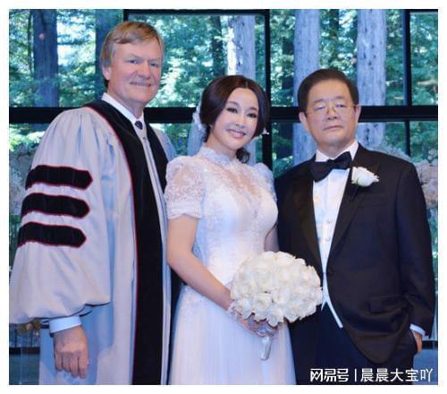 年过60岁无儿无女的4位女星年轻时个个长相倾国倾城(图32)