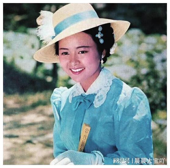 年过60岁无儿无女的4位女星年轻时个个长相倾国倾城(图38)