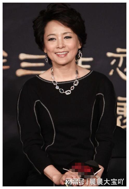 年过60岁无儿无女的4位女星年轻时个个长相倾国倾城(图42)