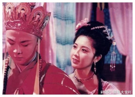 年过60岁无儿无女的4位女星年轻时个个长相倾国倾城(图46)