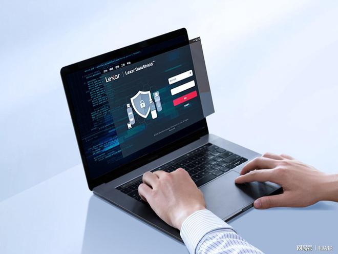 LexarSL500移动固态硬盘磁吸套装发布(图3)