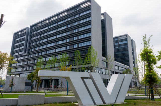 武汉工程大学什么专业好？教授、副教授100%授课这个专业很不错(图1)