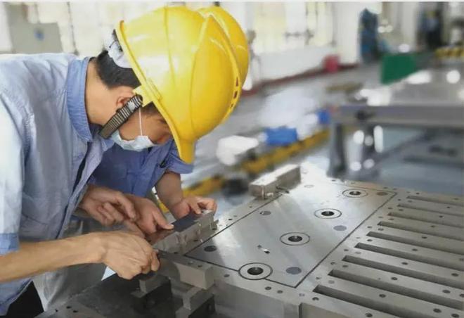 《执着铸就成功》——东莞市勤科塑胶制品有限公司董事长江洲(图11)