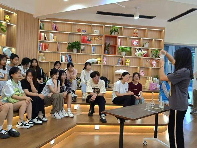 建设青年发展型城市【青年夜校】碘亮青春：自贡市发展服务中心携手共筑健康防线(图3)