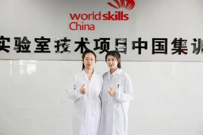 初中毕业去当流水线女工五年后却成为世界冠军22岁成人生赢家(图12)