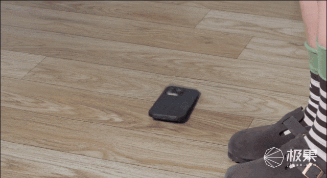 钻石、冰晶造手机壳？！手感最舒服的竟是它｜iPhone16戴壳这样选别被忽悠瘸(图23)