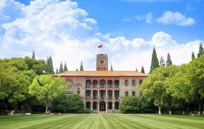 2025中国211大学发布！南航位居第三北邮仅30(图3)