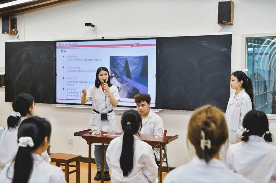 重庆工贸职业技术学院硬核实力“好圈粉”获全国40余家主流网络媒体集体点赞(图9)