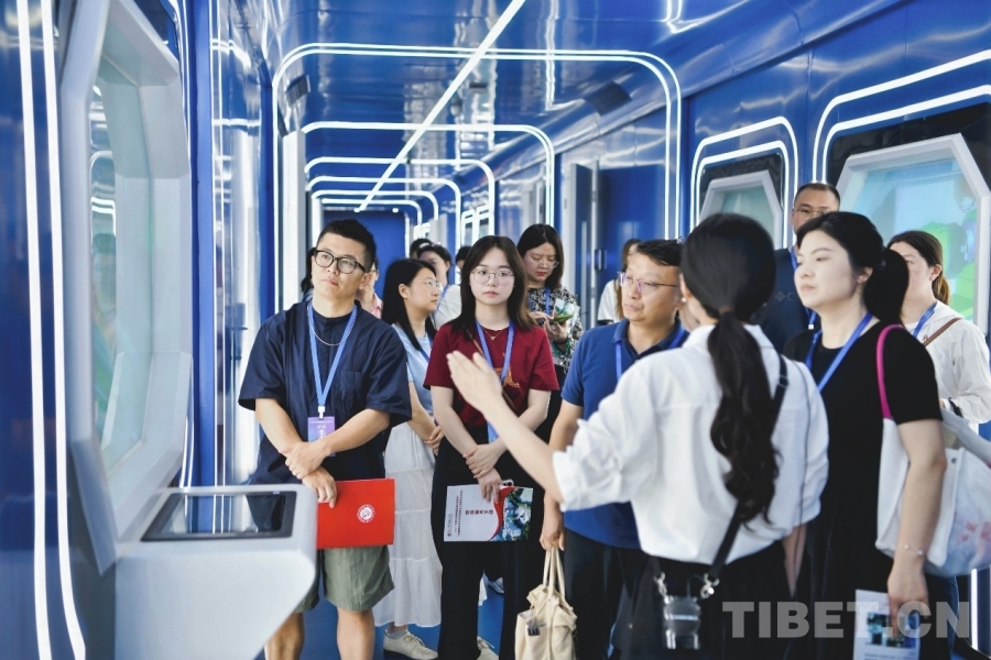 实地打探!全国40余家主流网络媒体在重庆工贸职院看见这些亮点(图1)