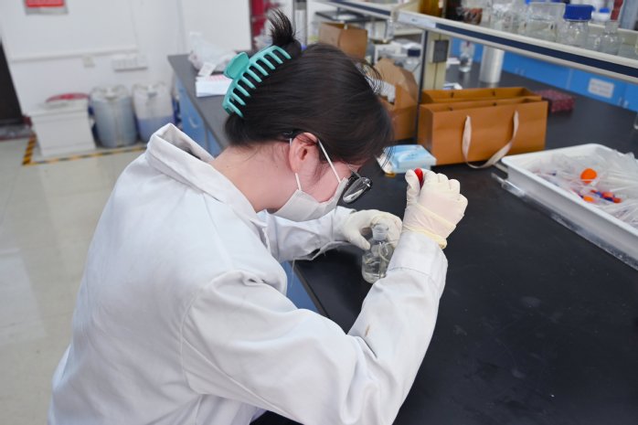 黄冈师范学院化学学科首次进入ESI全球前1%。(图3)