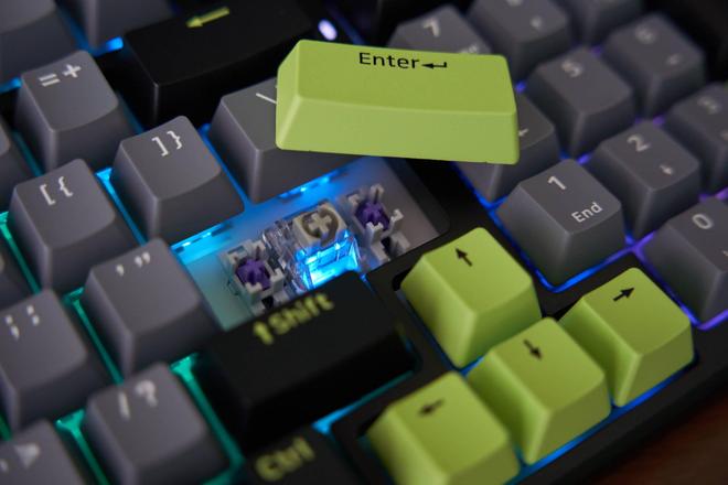 “价格屠夫”又双叒来啦！雷柏V700DIY-98能不能退烧？(图12)