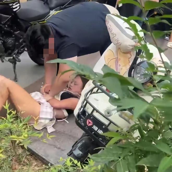 国服钟无艳事件大结局打人男子被拘留3天摩托车也没有改装过(图2)