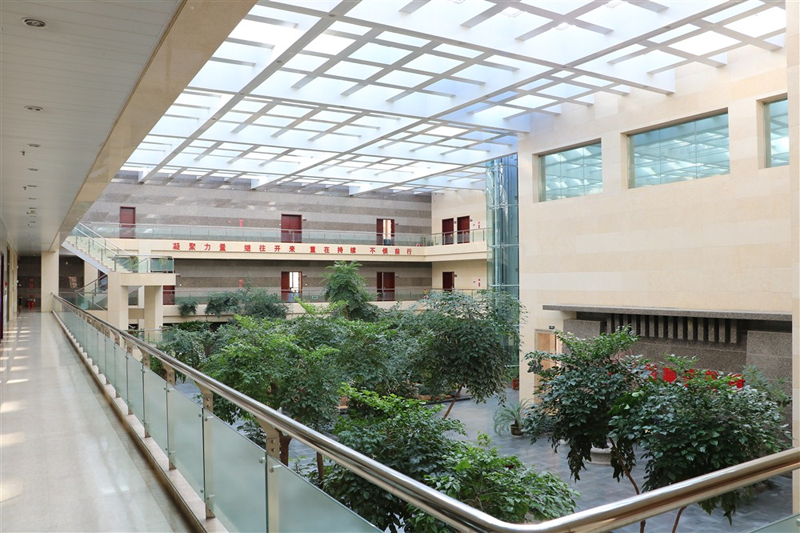 双冠加冕！众邦线中国电线电缆、光伏电缆十大品牌(图2)