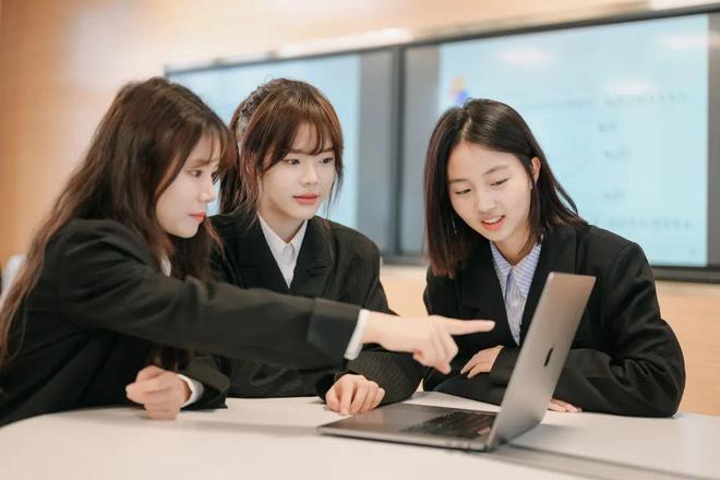 大学期间你都有啥收获？这所高校优秀毕业学子已就位(图9)