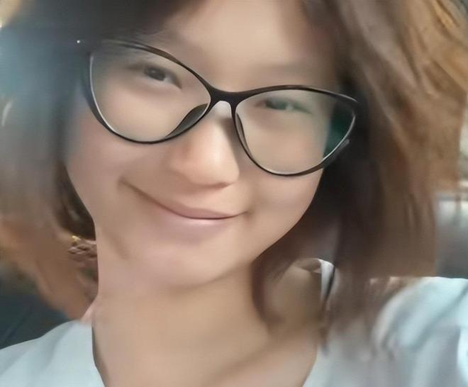 江苏一公司老板季晨阳去世女儿12岁妻子貌美两月前刚提新车(图18)