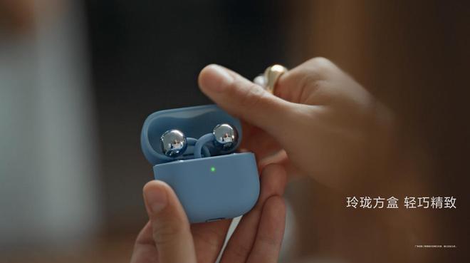 巴黎秀场同款掀时尚风潮!华为FreeClip2耳夹耳机全渠道开售(图3)