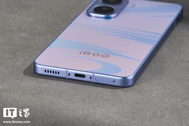 iQOONeo11“面对疾风”手机图赏：年轻玩家的电竞优选(图10)