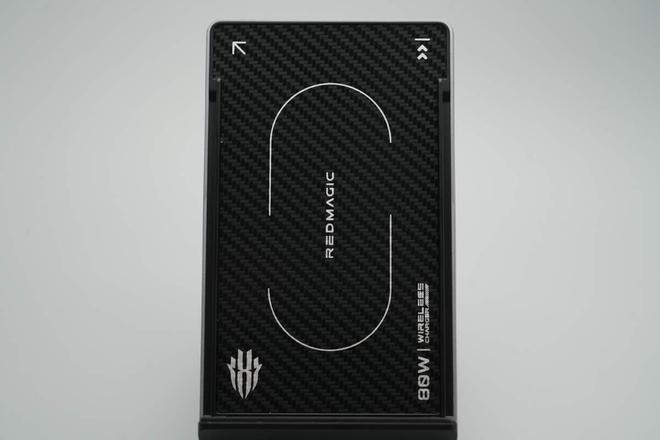 内置风扇快充不发烫红魔80W风冷无线充电座拆解(图9)