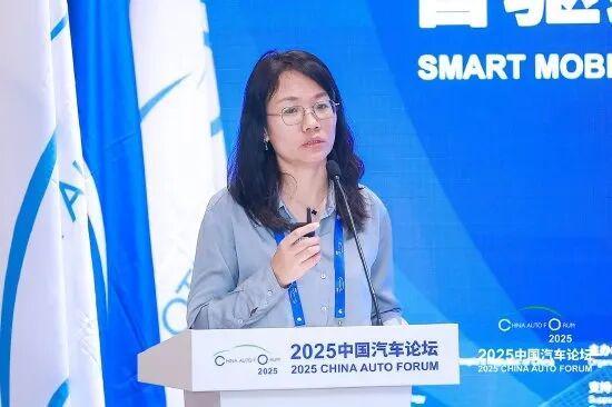 苹果AppStore抽成降至15%腾讯回应曝阿里将打造新应用对标ChatGPT马化腾：微信最终将推出AI智能体(图4)