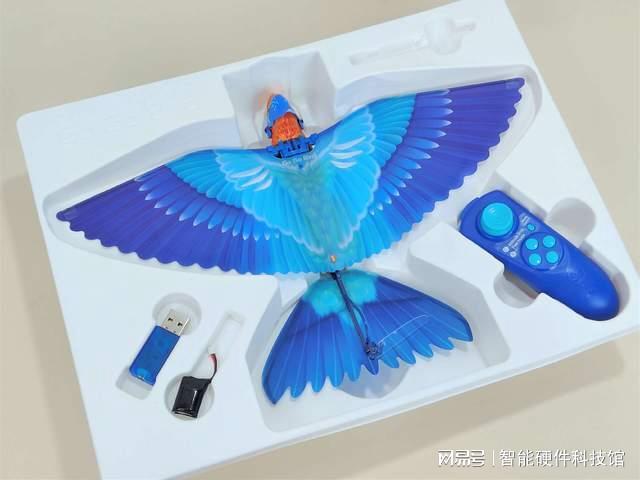 单翼仿生+特技飞行!汉王仿生鸟“青鸾”来袭益智有趣不沉迷(图4)