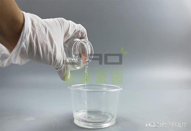 UV打印硅胶手机壳边缘易脱落怎么办?(图2)