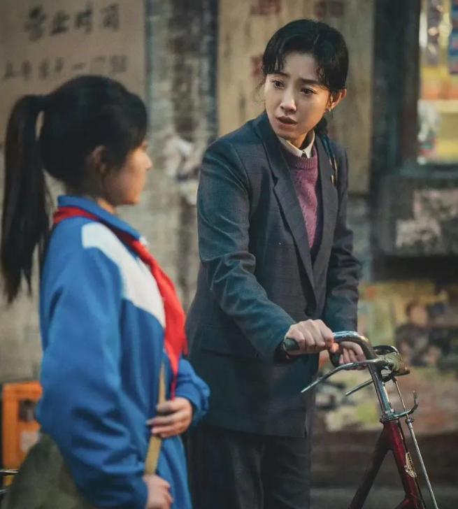 一颗老鼠屎坏一锅粥!《老舅》硅胶脸女二出场成全剧最大败笔(图6)