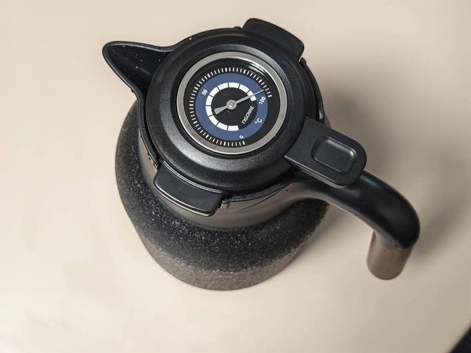 从安全到锁温都拉满！宫菱保温壶测评：欧盟认证+0胶水0重金属(图9)