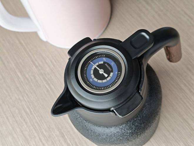 从安全到锁温都拉满！宫菱保温壶测评：欧盟认证+0胶水0重金属(图15)