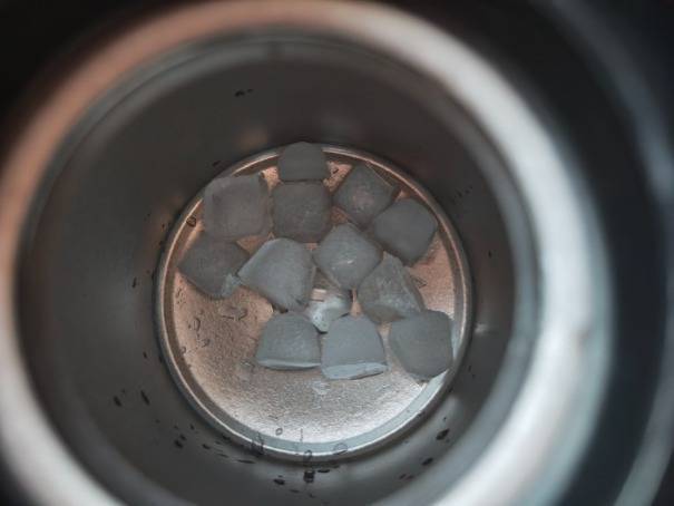 从安全到锁温都拉满！宫菱保温壶测评：欧盟认证+0胶水0重金属(图17)