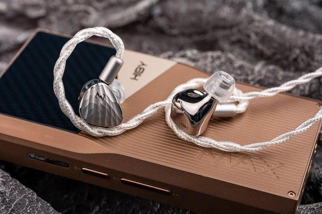 简评AZLAMithryl：更细腻派的金属导管耳塞套(图4)