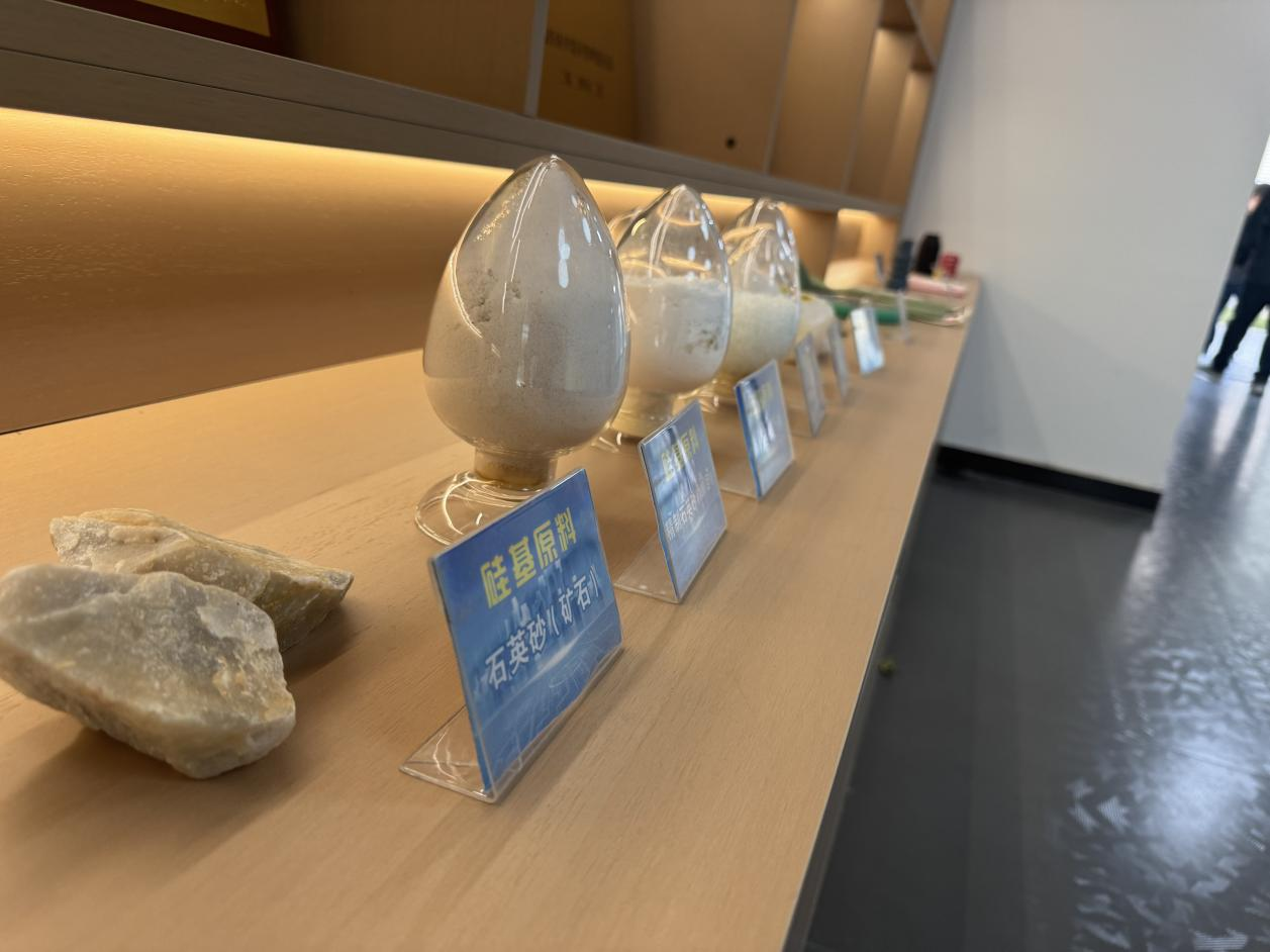 “工业厨房”烹出“产业盛宴”——探访怀远新材料产业集群的“风味”创新之路(图2)